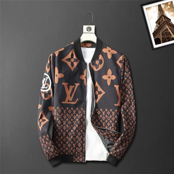 

2020 Mens дизайн джинсовой куртки Роскошные тонкие куртки мужчин новый бренд дизайн Denim Jacket Спорт Hip Hop Куртки Sportwear Шуй