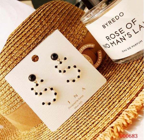 

fashion- earrings female 5 word new temperament long section korea non-fading hypoallergenic simple personality wild ear drop tid, Gray