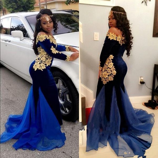 2022 Arabia Saudita Black Girls Prom Dresses Sirena con spalle scoperte Manica lunga Applique in oro Gonna a file Abiti da sera Abito formale da festa