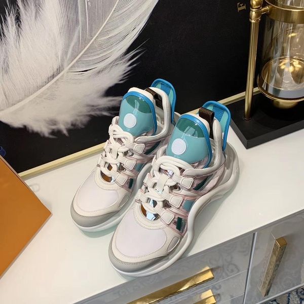 

spring 2020 new ins network red super shoes, star with the show jell-o bow v father's shoes, Black;white