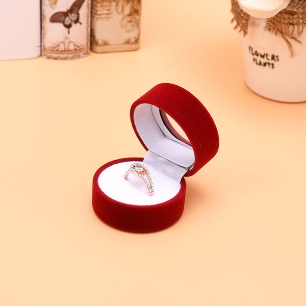 

[ddisplay]sweet red heart ring jewelry box romantic valentine necklace jewelry standing holder wedding earring studs jewelry case display, Black;white