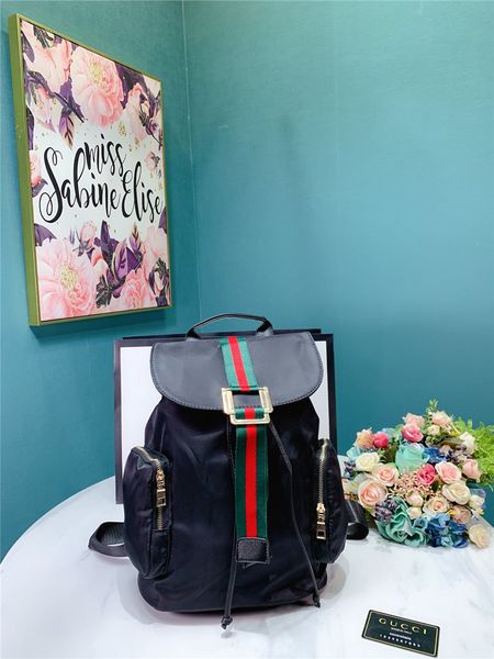 

19ss luxury mens women bags brand shoulder bags good quality fashion womens mens womens duffel bag b1011204t