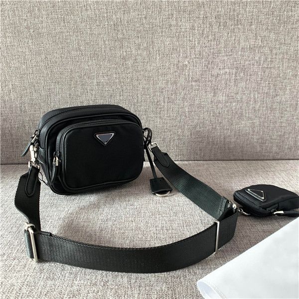 

2020 new global classic luxury bag leather canvas men's and women's shoulder bags handbag size 19cm 16cm 11cm