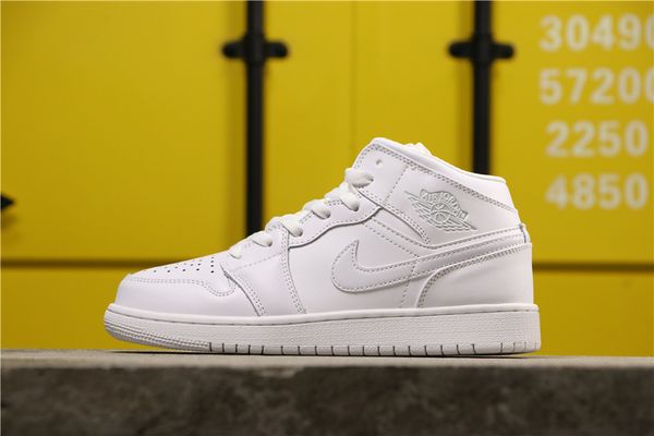 

aj 1 1s j1 mid whiteout 554724-104 jumpman 2019 men sports basketball shoe mens sneakers shoes women boots running casual womens