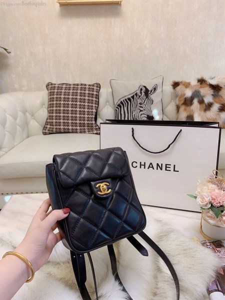 

2020 new fashionable woman travel soft leather mini backpack