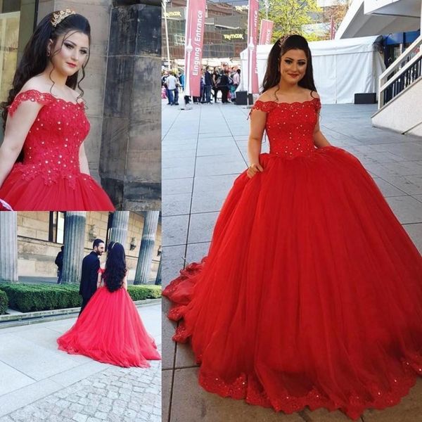 

2020 red ball gown quinceanera dresses off shoulder lace appliques beads open back sweep train plus size party prom evening gowns wear, Blue;red