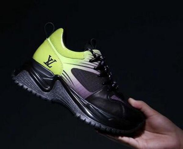 

2019 новый дизайнер мужские и женские высококлассные кроссовки классический смеша