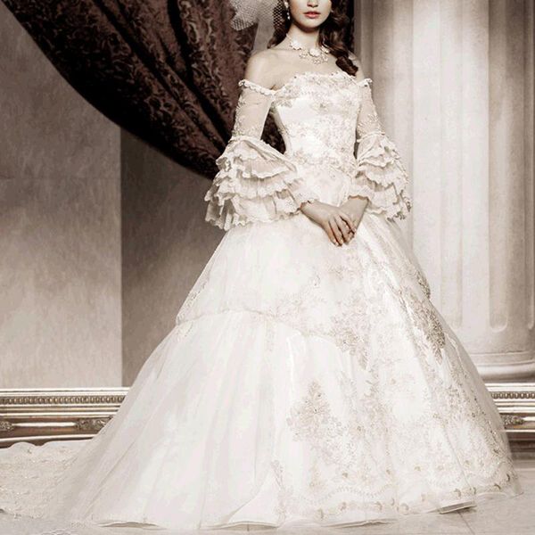 

vintage lace appliques long pagoda sleeves wedding dresses off shoulder bride ball gown victorian gothic bridal dress plus size party dress, White