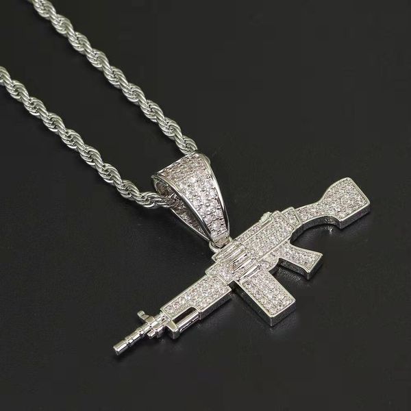 

хип-хоп пулеметные ожерелья для мужчин и женщин роскошные бриллианты-герои золотые серебряные кулоны с оружием 18-каратное золото покрытые м, Silver