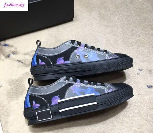 

classics b23 single m classic as the main vision, in the way of large-area printing on the upper lovers shoes size 38with box, Black