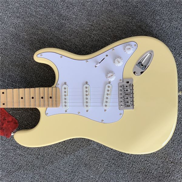 

electric guitar,ash body and maple neck,with white color,custom s-t electric guitar