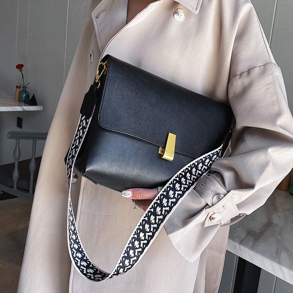 

web celebrity retro lady bag 2019 fashion trend south korean version of 100 cross-body bag with simple fashion women's