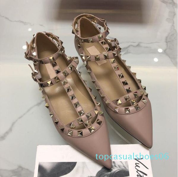 

2019 new v rivets pointed-toe flat stiletto women sandals 2 straps sandals patent leather women's flat shoes wedding shoes t6, Black