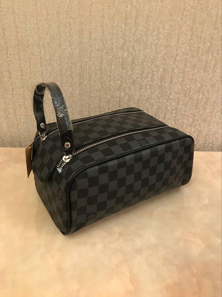 

high-end quality men and women travel wash bag fashion design women wash bag large capacity makeup pouch2020