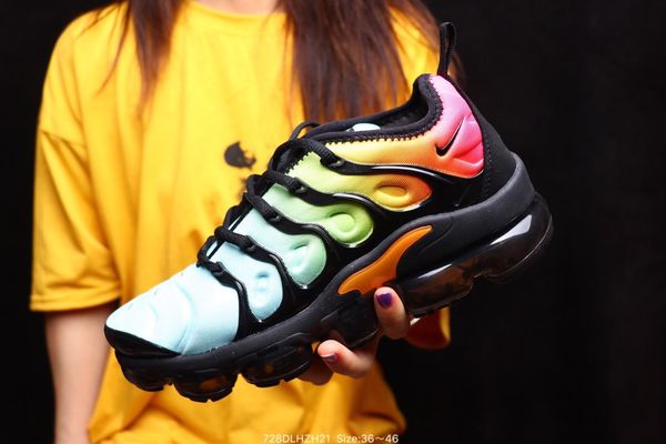 

2020 sports shoes for men running shoe outdoor triple handsome women shoes fashion luxury casual shoe sneakers, Black