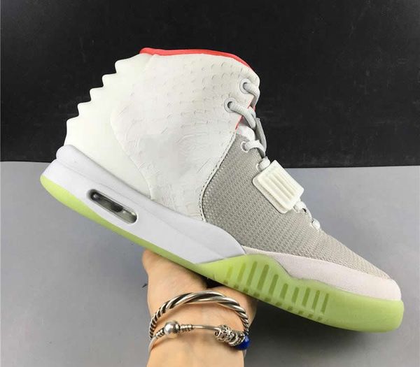 

2 nrg wolf grey pure platinum designer athletic shoes kanye west fashion 3m reflective trainers size us7-13