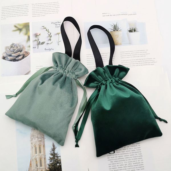 

2020 new handbags 15x20cm jewelry phone lipsticks packaging bags wedding party decoration drawable bags gift pouches containers