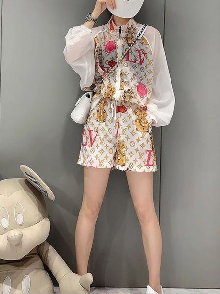 

евѬопейкие женин пла 2020 лео мод оѬ ком западного ил мода две ђ, White