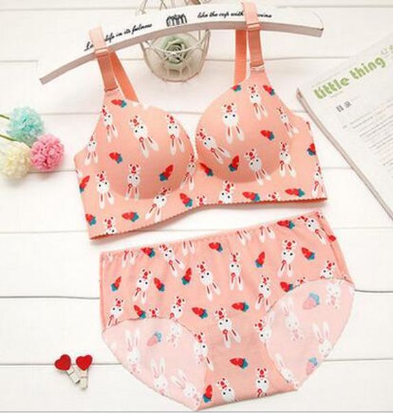 

baharcelin екђалной женин молода девђка нажимае ввеѬ бгалеѬ беовне  Red;black