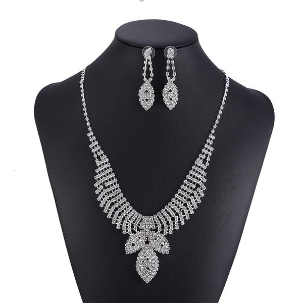 

wedding party one set jewelry sets beaded flower leaf headwear of bride crown diamond headwear for bride acting initiation graduation rs-250, Silver