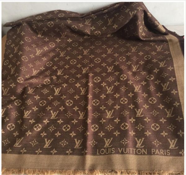 

2018 brand wool scarf fashionable women's triangle scarf 140 *140 cm, Blue;gray