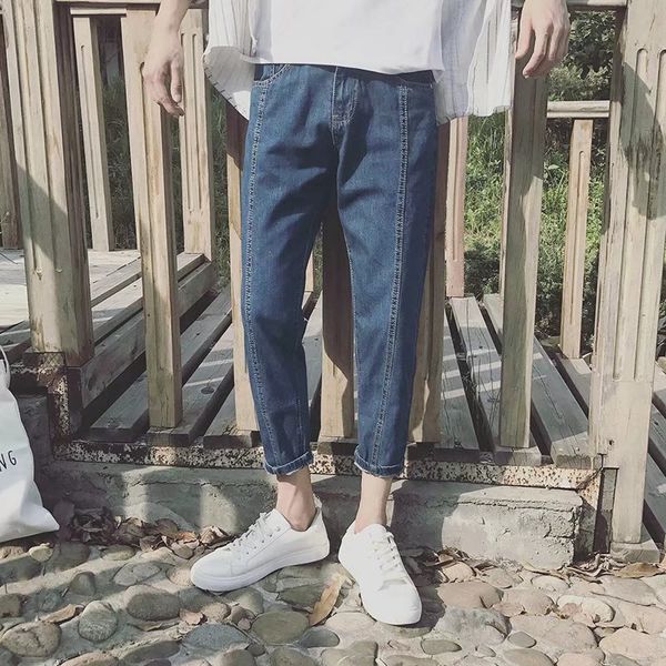 

spring new men's nine-cent jeans for men in 2019, Blue