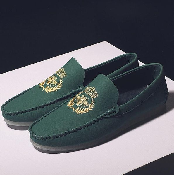 

night club embroidered bee men designer loafers shoes slip men casual shoes spring summer breathable tide loafers for men, Black