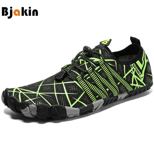 

aqua shoes summer water shoes men breathable woman sneakers beach barefoot upstream swimming diving socks tenis masculino