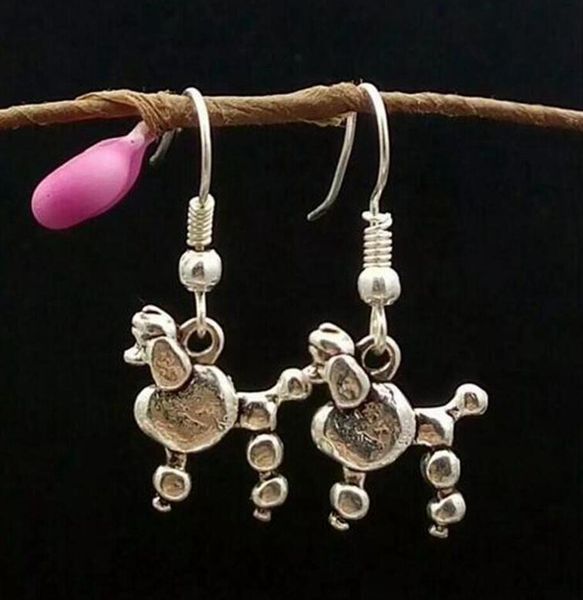 Vintage Silber süße Pudel Hund Welpe Tier Charm baumeln Ohrringe für Frauen Geschenke Modeschmuck kostenloser Versand 636