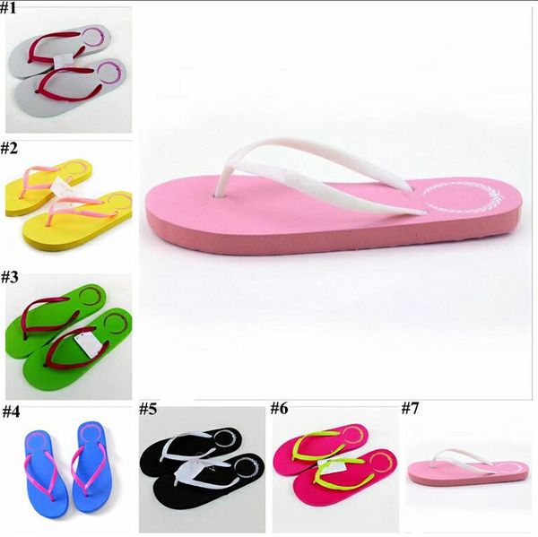 

Девочка Розовый Вьетнамки Любовь Розовый Sandals Pink Beach Письмо тапочки Прохладный бассейн обуви яровой мягкой Повседневный ПВХ Главная Ванна Сандалии Candy C7450