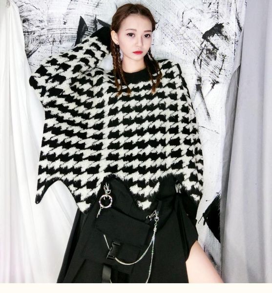 

autumn winter women harajuku retro lattice fashionable irregular hem loose round neck pullover plaid thickened pullover, Black