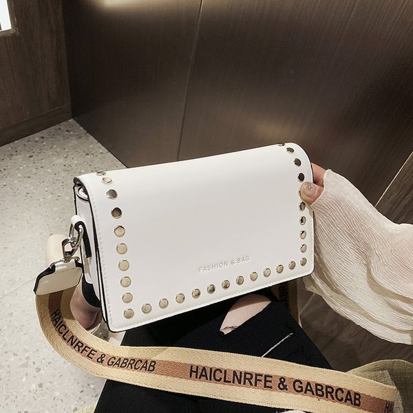 

new fashion simple small square bag womens designer handbag 2019 high-quality pu leather rivet wide shoulder strap shoulder bag