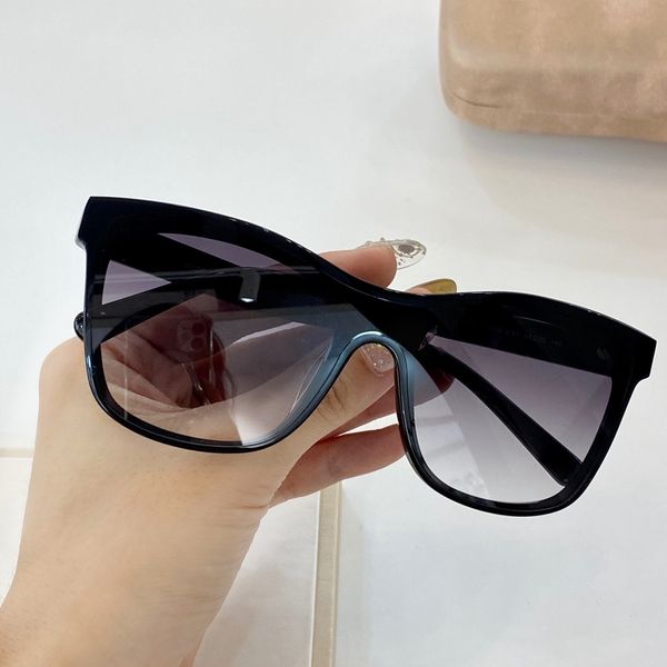 

new fashion women sunglasses 5418 men sunglasses simple and generous men sun glasses outdoor uv400 protection eyewear with case, White;black