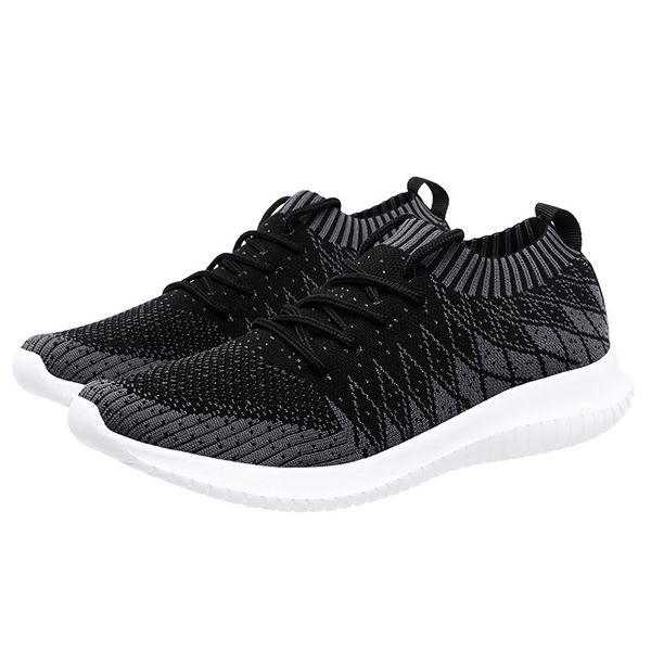 

лаине кани женин мђжин кѬоовки еѬнй кѬанй еѬй primeknit ноок Ѭен