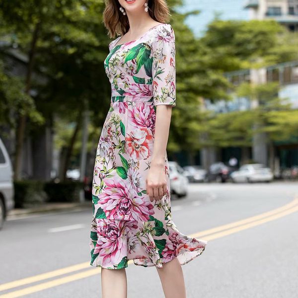 

new 2020 fashion designer runway dress women's square collar half sleeve floral print mermaid dress, White;black