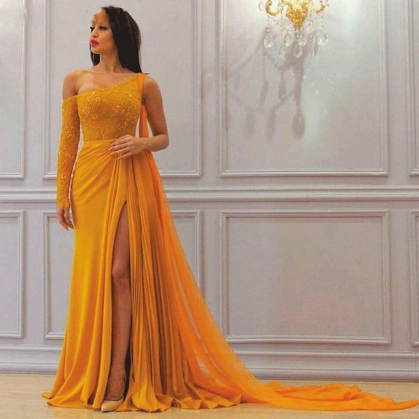 

yellow muslim evening dresses a-line one shoulder long sleeves lace chiffon saudi arabic dubai formal party gown robe de soiree, Black;red
