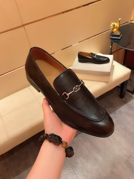 

2020 new 38-44 business casual men's shoes fashion black leather shoes classic fashion comfortable shoes hy671, Blue;gray