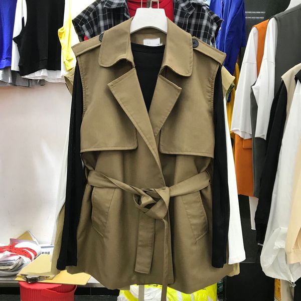 

new 2019 autumn women's sleeveless khaki vest jacket + long sleeve undershirt two piece british style female waistcoat jackets, Black;white