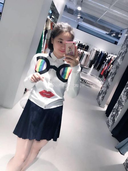 

17 ao round neck red lips big face pattern knitting shirt 7628, White