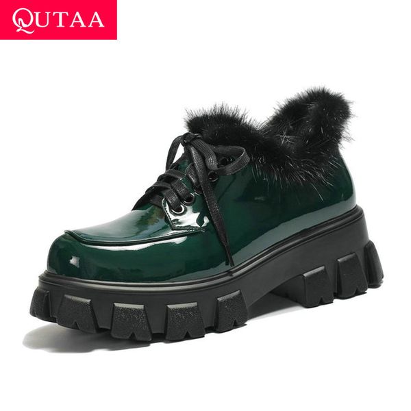 

qutaa 2020 square heel casual lace up quality ankle boots winter warm fur platform patent leather antiskid women shoes size34-39, Black