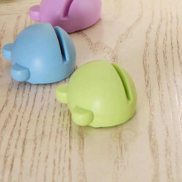 

handheld cartoon bear fruit cutter sharpener outdoor portable sharpening stone kitchenware