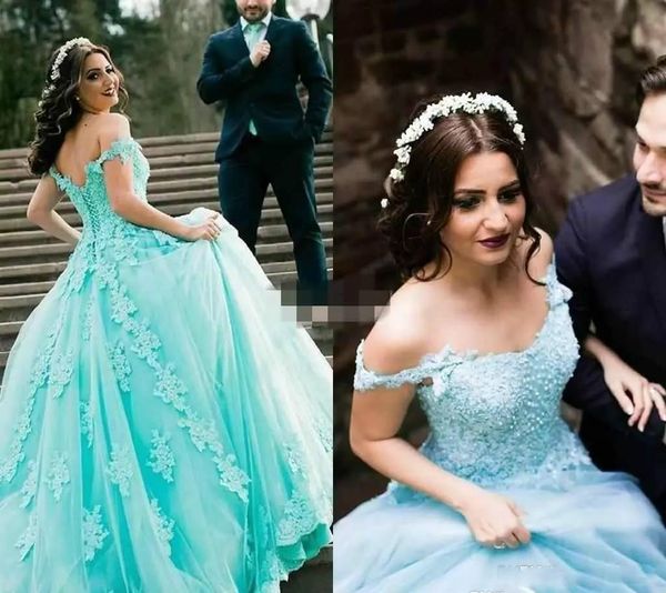 

mint saudi arabia quinceanera dresses puffy lace applique sweet 16 ages long girls prom party pageant gown plus size lace up vestido anos, Blue;red