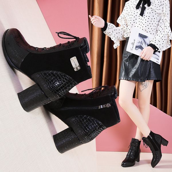 

short boots woman 2019 layer women's boots with high with woman, Black