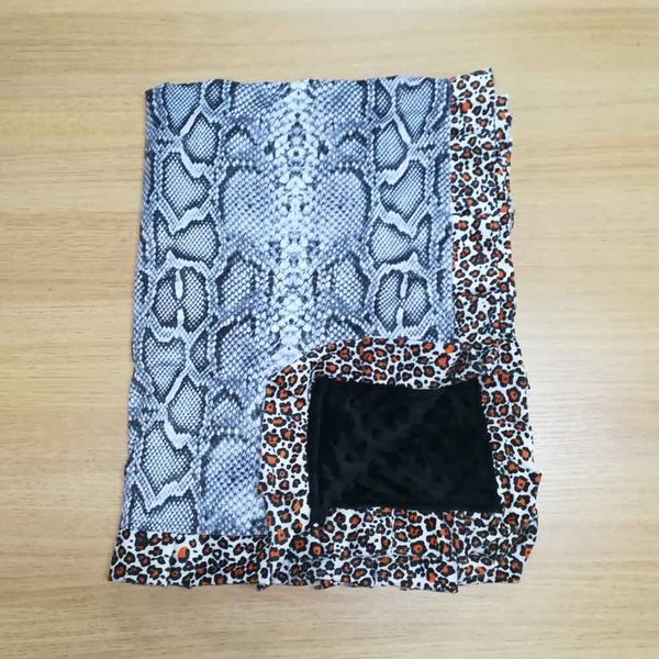 

10pcs ruffle serape baby blanket snake scalloped baby wrap leopard shower cover gift for dom1061310, Red;brown