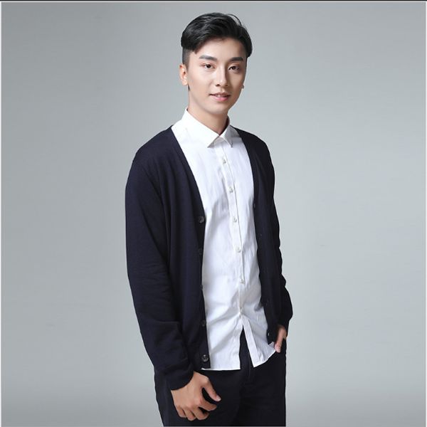 

2019 spring new men's sweater korean version of the body v collar sweater men's long-sleeved shir, White;black