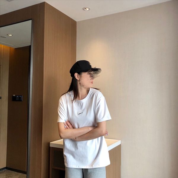 

20 loose round collar casual style women's short sleeve chest embroidery breathable sweat-absorbing cotton pullover t-shirt, White