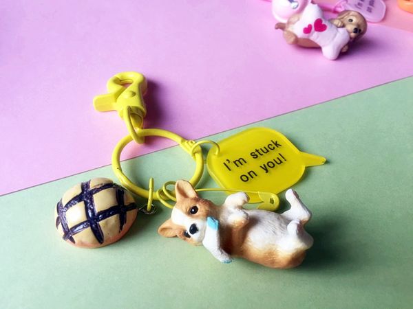 

resin creative cute pet cartoon couple pendant kitten dog car pendant key accessories eternal flower