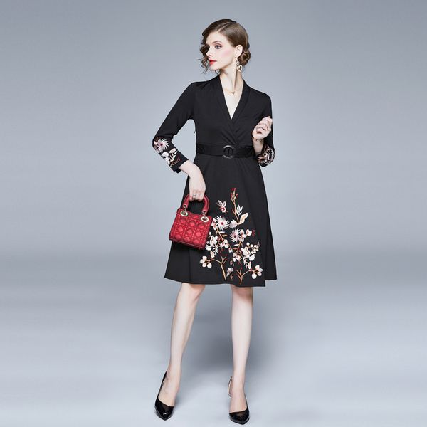 

high-quality spring dress women's skirt v-neck long sleeve waist a dress embroidered dress embroidered zipper a skirt with black backgr, Black;gray