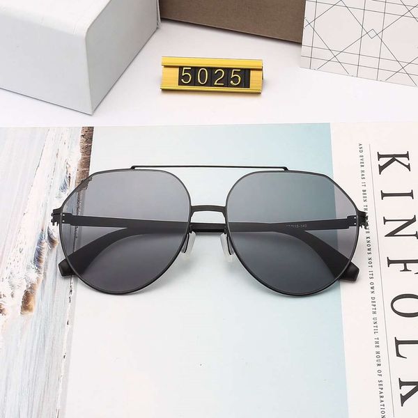 

дизайнерские солнцезащитные очки роскошные солнцезащитные очки d10 мужские женские пляжные очки uv400 d10 буквы 5025 4 цвета высокое качеств, White;black