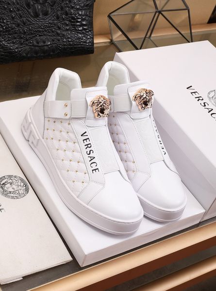 

2020g высокого класса пользовательские Медуза высокого верха обувь мужская трубка маленькие белые туфли спорт и досуг мужская обувь прилив сапоги, размер: 38-45